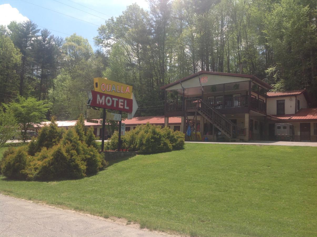 Qualla Cabins And Motel Cherokee Near Casino Whittier Exteriör bild